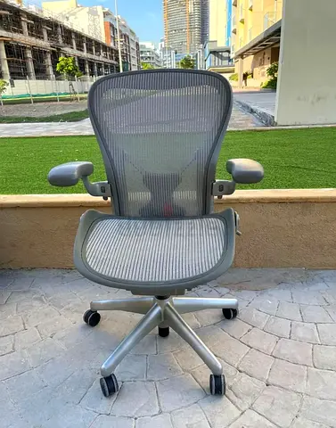 Herman Miller Aeron size B