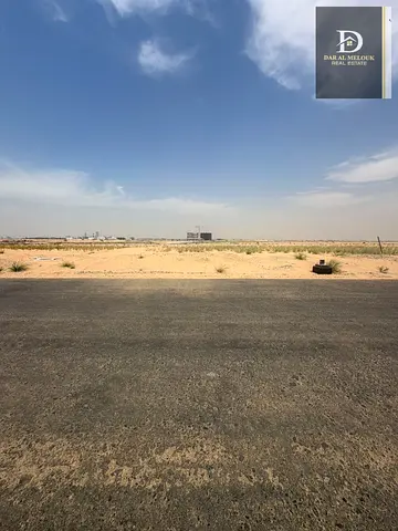 For Sale in Sharjah, Al Qasimia City Area (Phase 4) Industrial Land Area: 12,000 sq ft Corner plot on a 24-meter road and a 6-meter alley