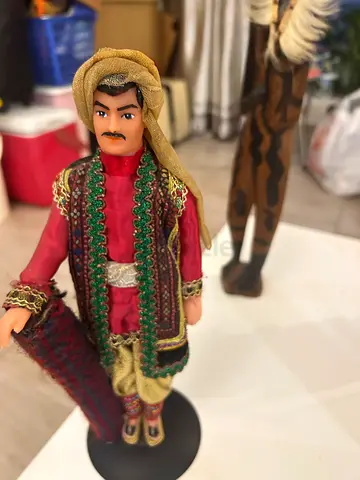 Ethnic Dolls/Figurines