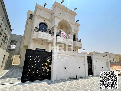Stone facade, maid's room, covered parking and stunning views in Al Zahia
