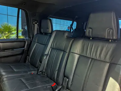 2017 Lincoln NAVIGATOR — фото 12