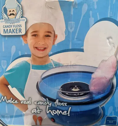 Cotton candy maker