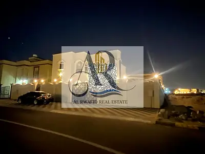 فيلا للإيجار في الرقايب – 5 غرف ومساحة كبيرة