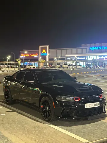 Dodge Charger 2021 V6 body kit ( SRT ) in excellent condition