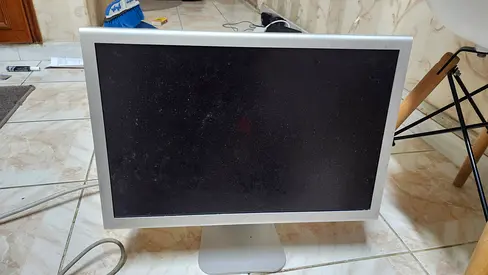Apple Cinema Display 22 inch Display montor