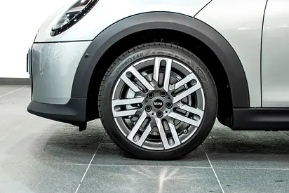 صورة 3 لـ 2026 MINI COOPER