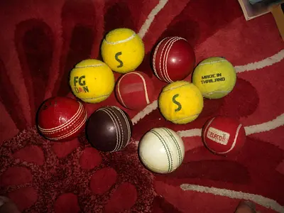 Cricket balls wholesale
