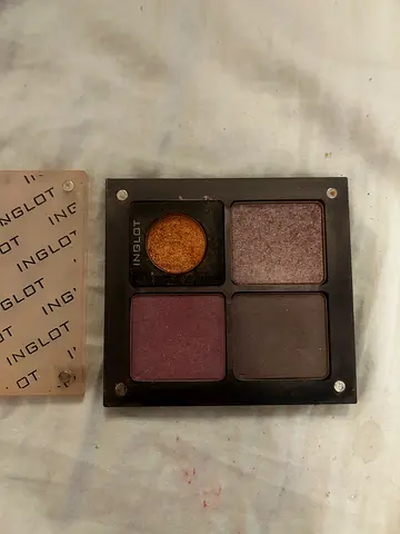 Makeup eyeshadow