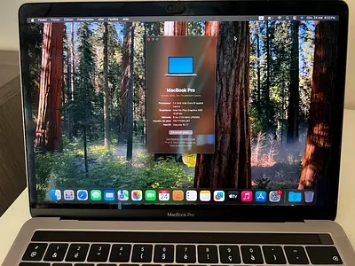 MacBook Pro 13” 2019 | Touch Bar | Intel i5 | 8GB RAM