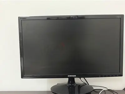 Samsung 22 inch Full HD Monitor - Good Working Condition