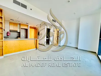 مسبح * نادي رياضي * موقف سيارات خاص * منطقة ألعاب للأطفال * عيادات طبية * مطاعم ومقاهي * خدمات متكاملة وقريبة 💰 السعر: 1,050,000 درهم إماراتي للاستفس