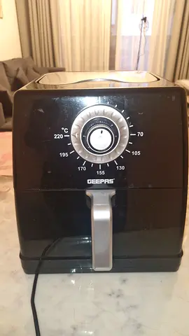 Geepas Digital Air Fryer