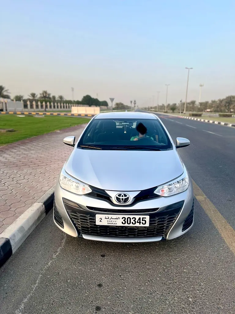 Toyota Yaris 2019 — photo 1 of 8