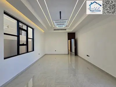 Direct from the owner - 7 master bedrooms with a roof terrace and an external annex - Utilities included (water, electricity, and air conditioning) -