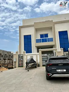 For sale: Townhouse villa, fully furnished with electricity, water, and air conditioning, in a prime