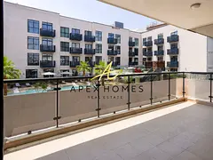 2 Convertible Beds | 2 Balconies | 2 Parking