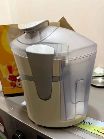 Icon Fruit Juicer Extractor