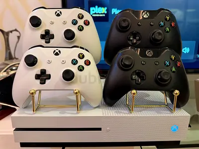 Xbox One S Gaming System, 1TB, white + 4 controllers