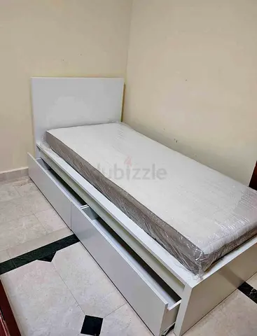 Ikea malam single bed (90*200)with 2 storage drawers underneath and an IKEA mattress ✨
