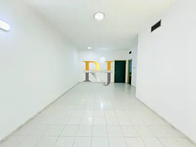 1BHK plus Store-Ready to move-Prime location-Close to metro..