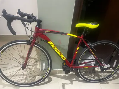 Mogoo road bike, like new