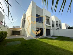 Modern 5 Bedroom Villa | Private Garden | Maid’s Room | Premium Community | Umm Suqeim First