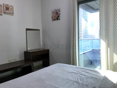 Ladies Only, Huge Master Room With Balcony In Dubai Marina/JBR/JLT