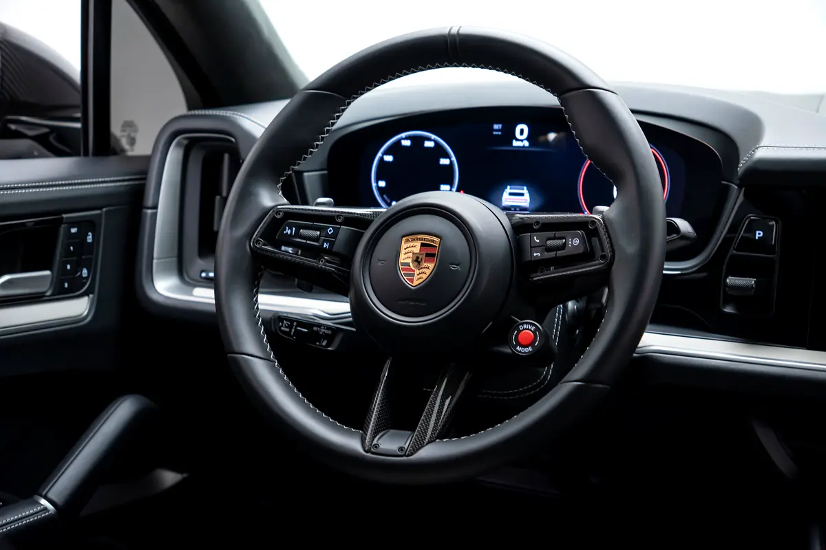 Porsche Cayenne 2025
