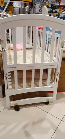 White Wooden Baby Bassinet/Cradle on Wheels