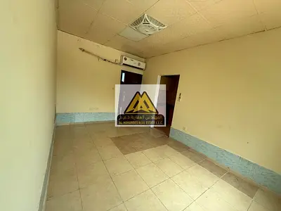 Studio apartment / Separate kitchen / Split AC / Spacious area / Service location
