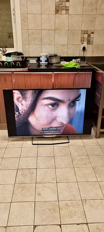 PHILIPS 40-46 inch LED TV - Good Working Condition wifi