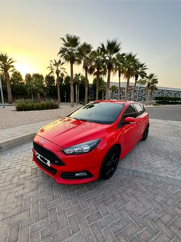 Ford Focus ST 2017 GCC Specs | MK3 250PS | Built Performance Hatchback