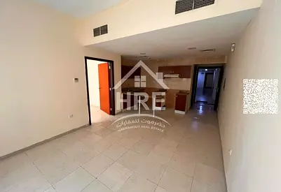 A spacious room and living room in Al-Hamidiyah 1