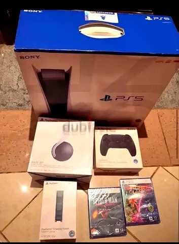 PlayStation 5 disc version bundle new not open uae version jailbreakble   Price fixed no offers
