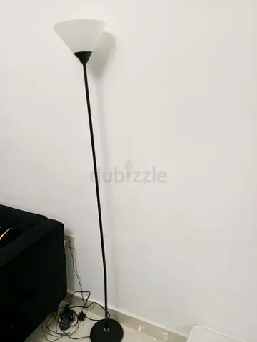 Floor lamp