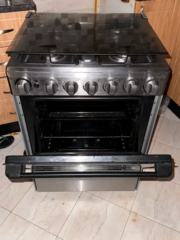 Midges 60x60cm Freestanding Stove/Oven