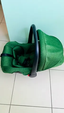 Green Infant Car Seat / Baby Carrier with Canopy