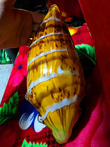 Handblown Murano-style Glass Seashell Decorative Ornament