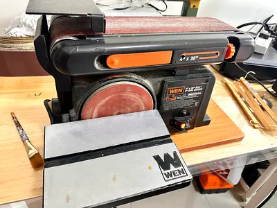WEN Belt and disc sander