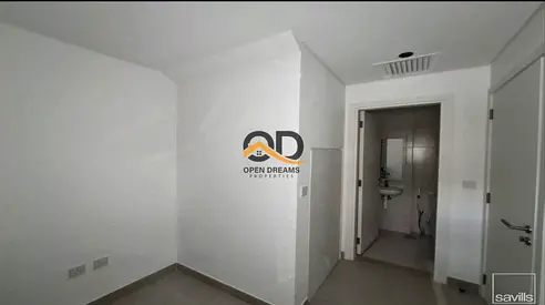 Ready to move | Spacious 4 bedroom | Gym and pool | Luxurious amenities