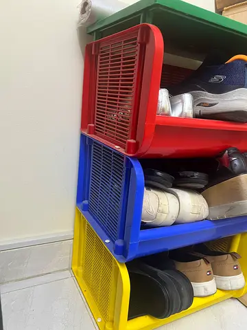 Shoes storage