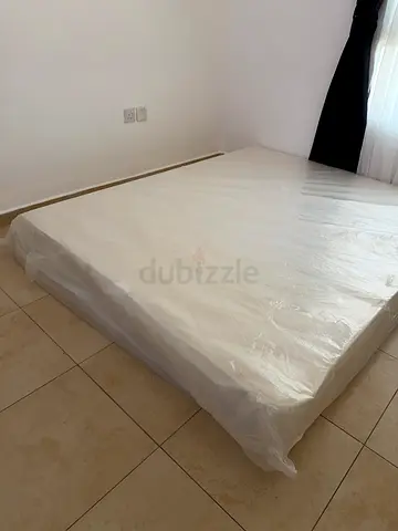 Queen-size Mattress (New, Wrapped in Plastic)