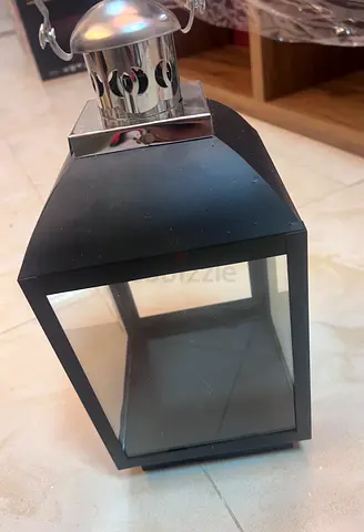 Black Metal Lantern with Handle - Decorative Table Lantern (15.5x14.5x30.5 cm)