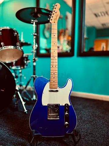 Fender Ultra Telecaster in Cobra Blue Electric Guitar - Mint Condition
