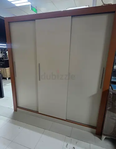 Modern 3 Door Sliding Wardrobe