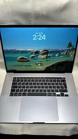 MacBook Pro 2019 i9