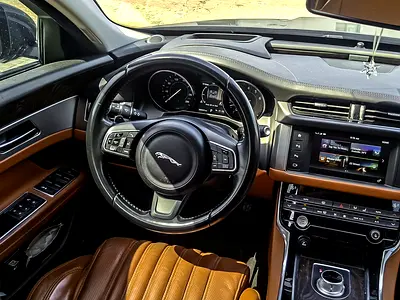 2016 Jaguar XF 照片 9