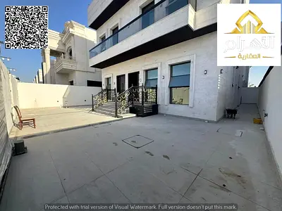 Opportunity to own a two-story villa with a rooftop terrace, featuring 6 master bedrooms and an internal elevator. The price includes electricity, wat
