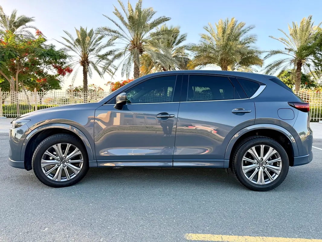 Mazda CX-5 2024 — photo 1 of 20