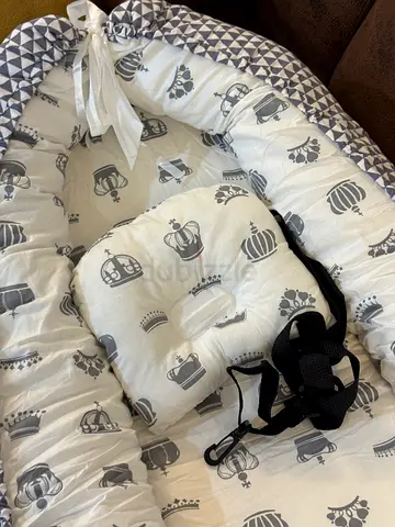 Baby portable bed / lounger